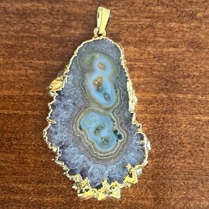 Geode & Gold-tone Pendant